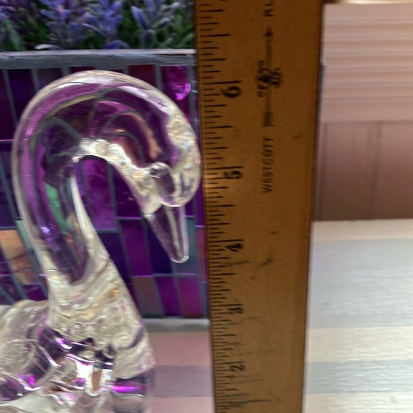 Acrylic Pair of Swans, Soap Dishes, Trinket Holders, Hand Towel Rests. - Picture 6 of 8